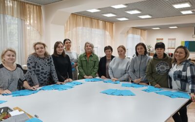 24 жовтня у ДПТНЗ «Вінницьке вище професійне училище сфери послуг» відбулося чергове заняття курсу «Швейна справа». Працювали над обробкою застібки на звичайну і потаємну блискавку різними методами