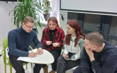 “Смертна кара в Україні” та “Скасування радянських свят”