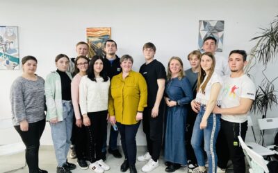 🔆🗣️🤩2 травня в рамках роботи «Центру кар’єрного консультування» здобувачі освіти групи КМ-28-21 в супроводі викладача Наталії Рибак та майстра виробничого навчання Світлани Яценко відвідали концептуальну кав‘ярню «Інтроверт»